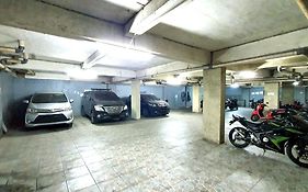 Oyo Life 93129 Kost Mangga